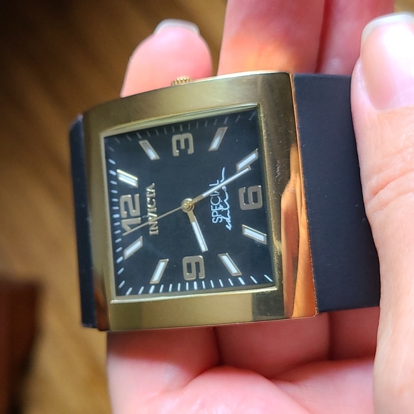 Invicta, Angel Lady, limited edition Couture line. - Picture 3 of 4